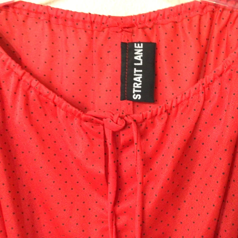 Vintage Strait  lane dress. Red with navy polka dots. Size 8 - Picture 3 of 9